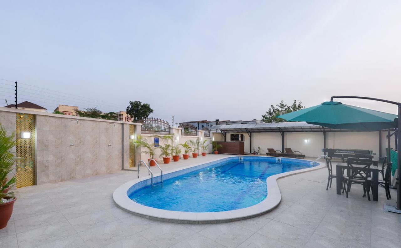 Bkt Cribs - Apartments & Suites Abuja Esterno foto